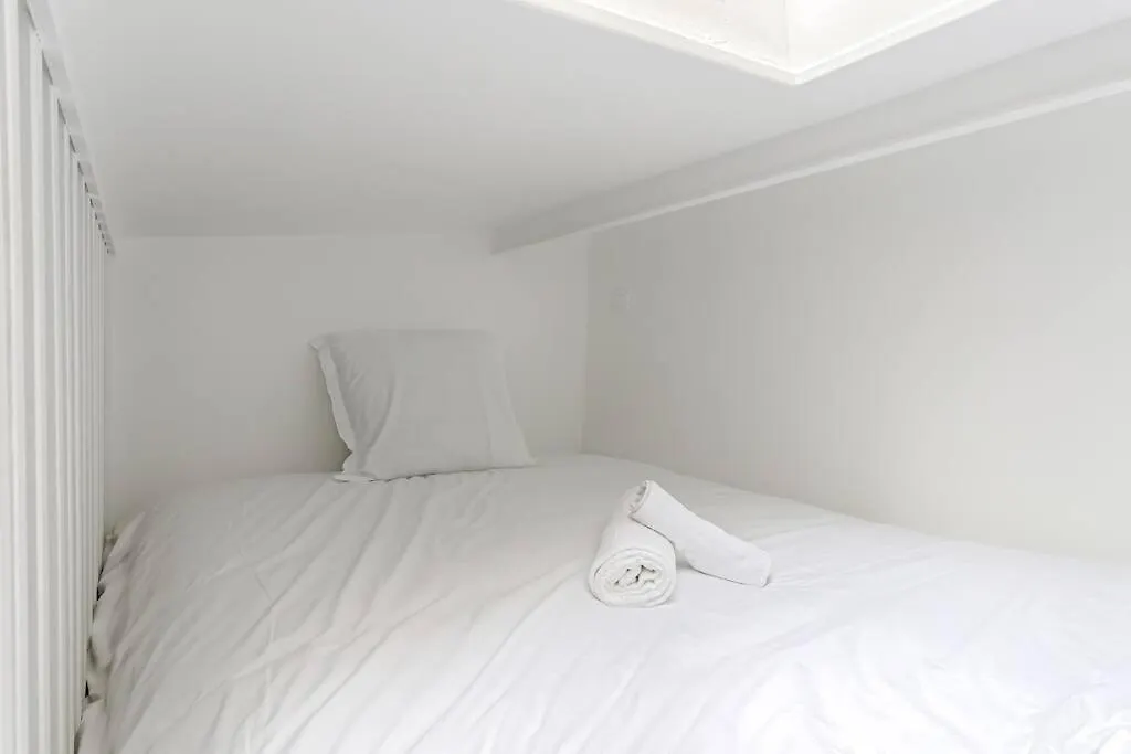 Apartment Charming Batignolles 6p Paris